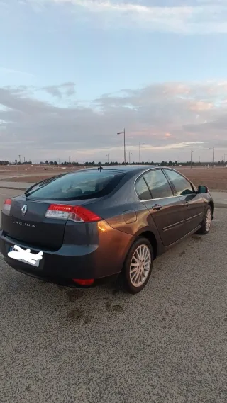 Renault Laguna 2009