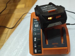 Berbequim AEG 18v + 2 Baterias + carregador