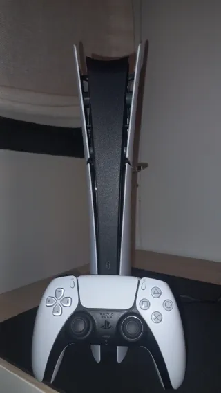 Consola Sony PlayStation 5 Blanca