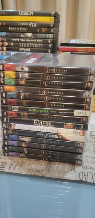 Colección Variada DVD Blu-ray y Libros