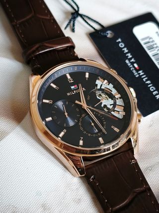 Orologio Tommy Hilfiger 1710453 - Eleganza moderna