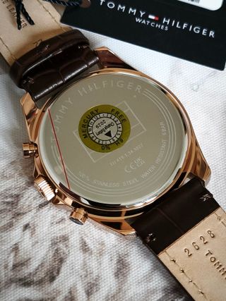 Orologio Tommy Hilfiger 1710453 - Eleganza moderna