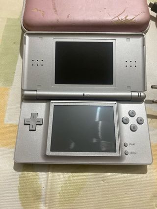 Nintendo DS Lite Gris + Funda Rosa + Cargador