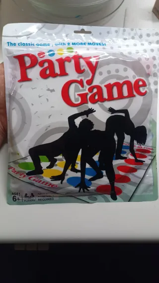 Juego Twister, ESTRENAR