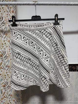 Falda corta estampada S