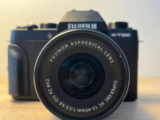 Câmara Fujifilm X-T100 Preta