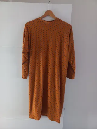 Vestido naranja manga larga