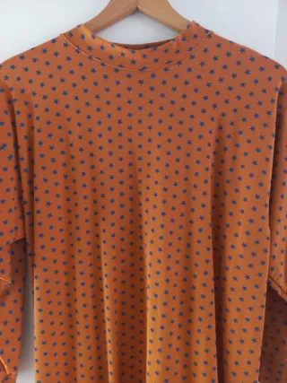 Vestido naranja manga larga