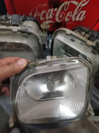 Faro Antiniebla Delantero Derecho Mercedes-W-210.