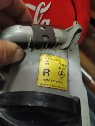 Faro Antiniebla Delantero Derecho Mercedes-W-210.