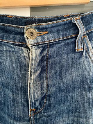 Pantalón vaquero hombre Armani Jeans talla 33