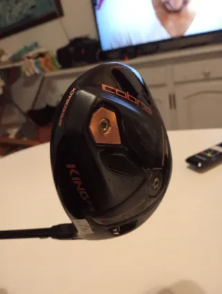 Palo de golf Cobra King F9