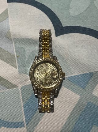 Orologio di Lusso Dorato e Argentato con Diamanti