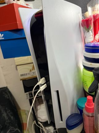 Consola PlayStation 5 con mando