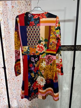 Vestido estampado flores patchwork