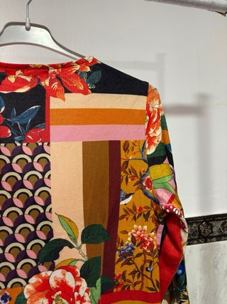 Vestido estampado flores patchwork