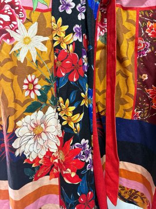 Vestido estampado flores patchwork