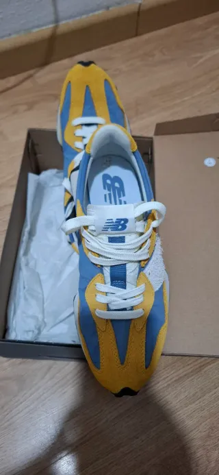 Zapatillas New Balance Azul y Amarillo