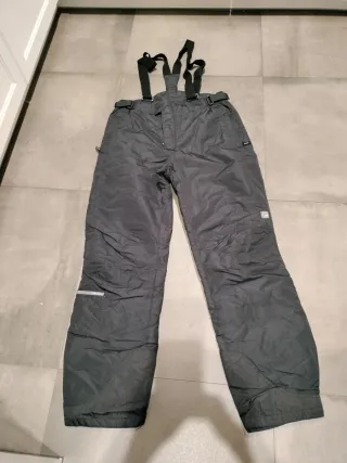 Pantalones de esquí negros con tirantes