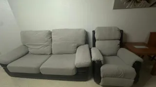 Sofá y sillón beige y negro