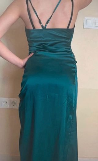 Vestido satén largo verde botella Shein S nuevo