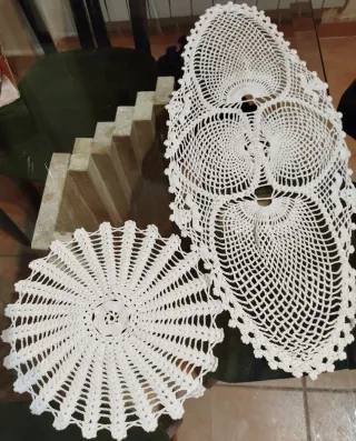 2 Tappeti all'Uncinetto Rotondo e Ovale