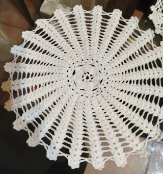 2 Tappeti all'Uncinetto Rotondo e Ovale