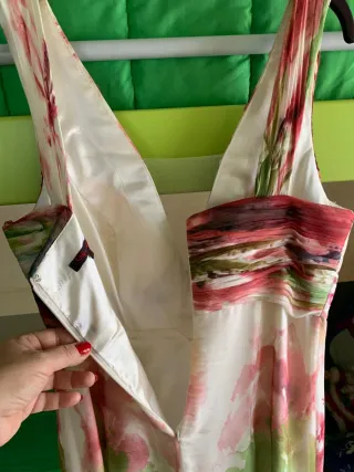 Abito cerimonia donna fantasia floreale.