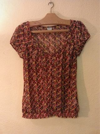 Blusa estampada fresca con cordones