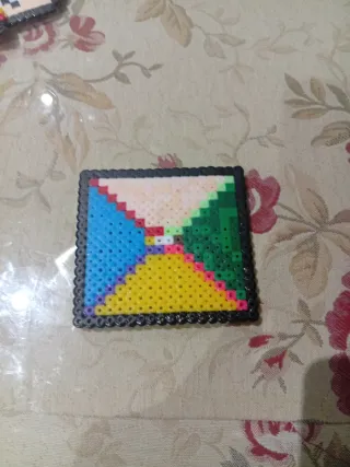 Posavasos multicolor de plástico