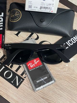 Ray-Ban Wayfarer Classic Occhiali da Sole