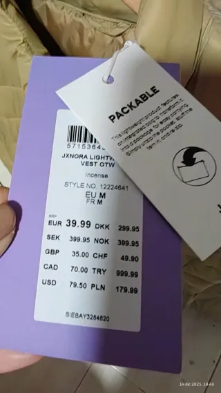 Chaleco acolchado beige