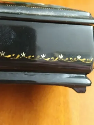 Portagioie Russo Laccato Dipinto a Mano