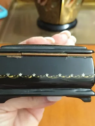 Portagioie Russo Laccato Dipinto a Mano