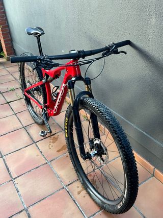 Orbea Oiz M10 – XTR · Kashima · Carbono (Talla M)