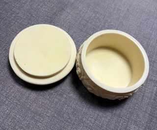 Scatola decorativa in pietra