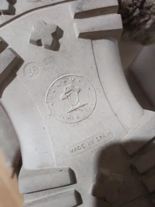 Botas Panama Jack mujer beige precio no negociable