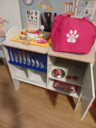 Clínica Veterinaria madera Juguete