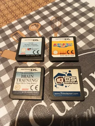 Nintendo DS Lite Plata + Juegos + complementos