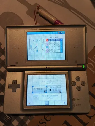 Nintendo DS Lite Plata + Juegos + complementos