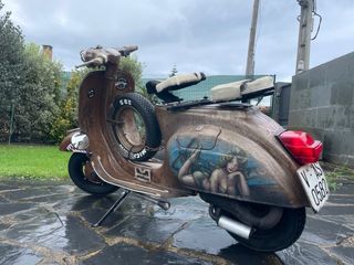 Vespa Primavera Customizada