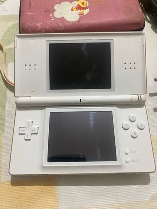 Nintendo DS Blanca + Funda y Cargador