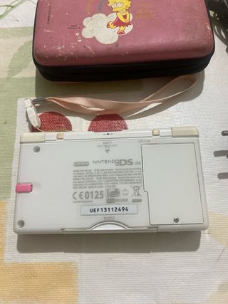 Nintendo DS Blanca + Funda y Cargador