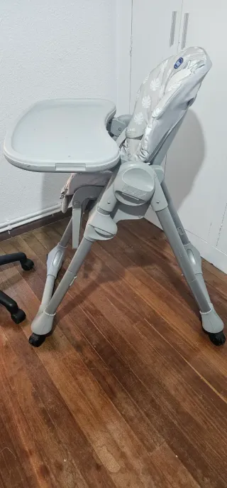 Sedia da pranzo Chicco in buone condizioni