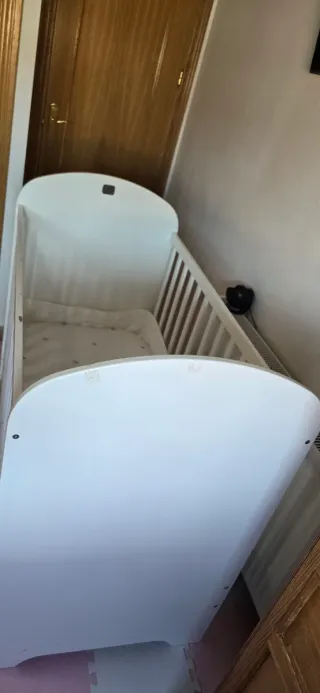 Cuna IKEA GONATT blanca con cajón y Colchón