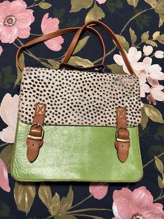 Bolso cartera piel estampado y verde