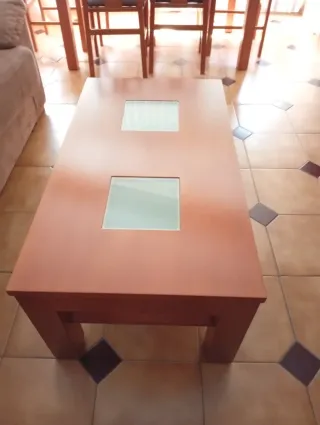 Conjunto de 3 Mesas de comedor  y 6 sillas.