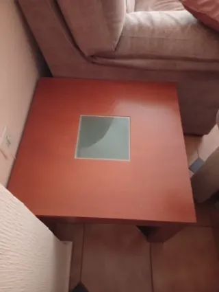 Conjunto de 3 Mesas de comedor  y 6 sillas.