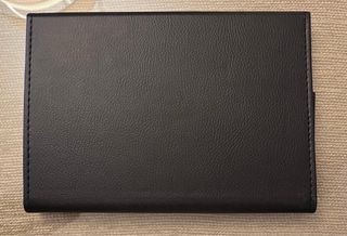 Carpeta Volvo Negra Cuero