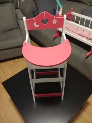 Cuna y trona de madera para juguete